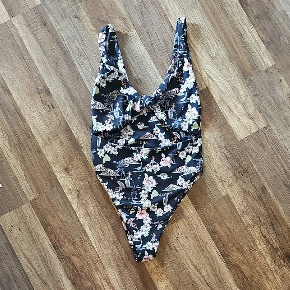 Skatie Chloe One-Piece Swimsuit - Picture 6 of 7